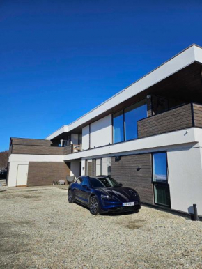 Platinum VIP - Northern light luxury house
